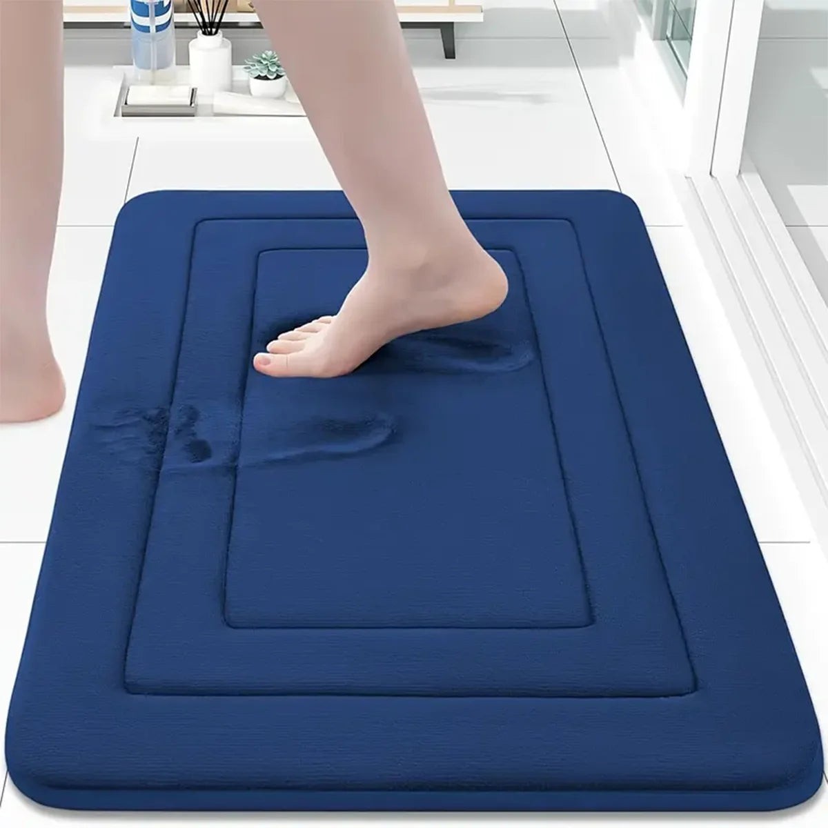SoftStep Anti-Slip Polyester Bath Mat in Blue – Soft Washable Floor Mat
