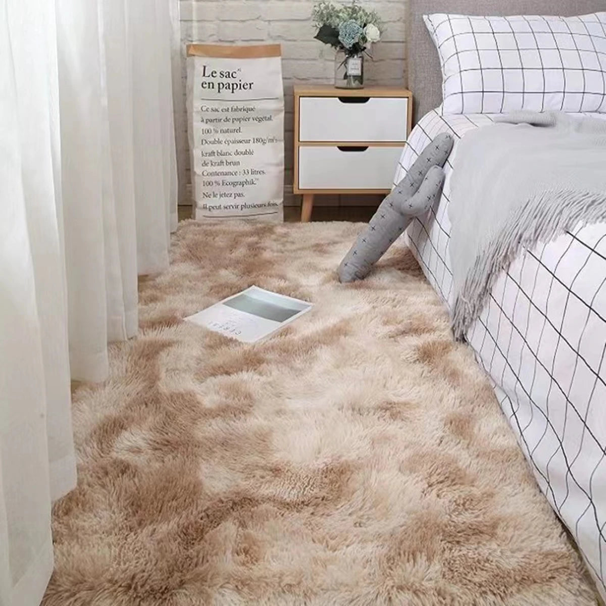 Fluffy Soft Carpet in Brown Warm Plush Polyester Floor Rug for Bedroom